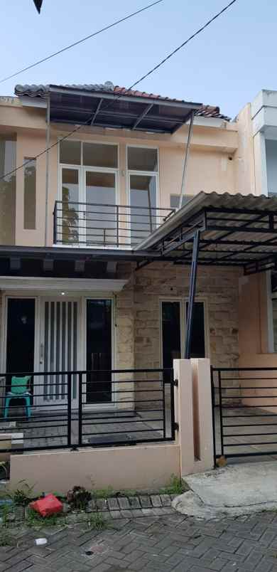 dijual rumah greenlake