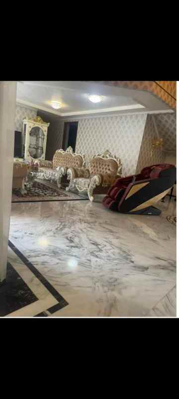 dijual rumah grogol selatan