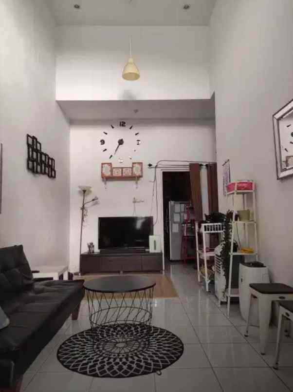 dijual rumah gunung anyar