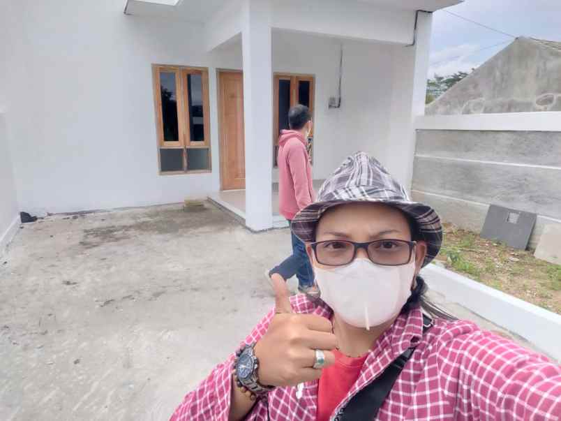 dijual rumah gunung pati