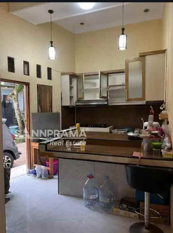 dijual rumah hook di komplek tirta mandala depok