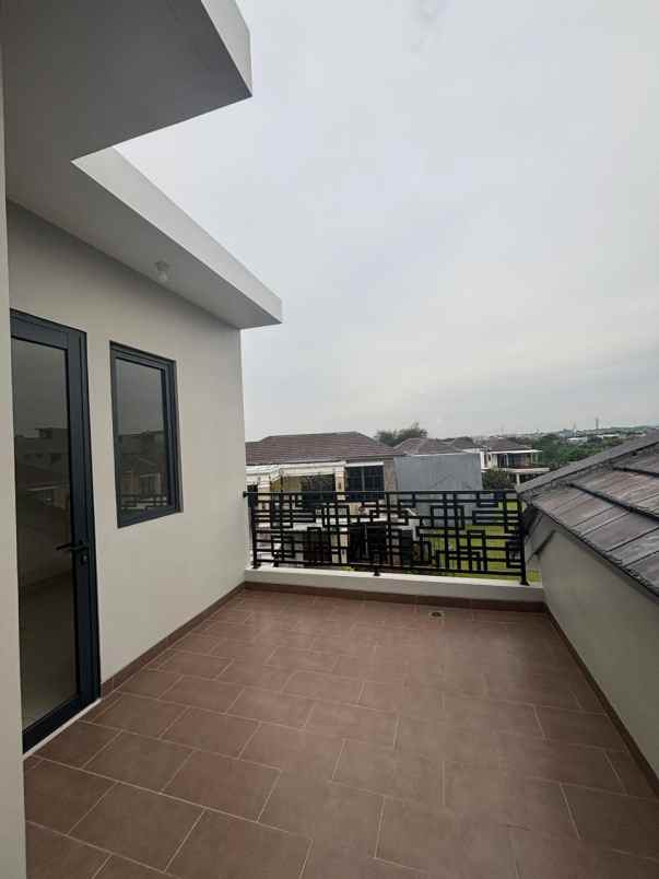 dijual rumah hook kota wisata