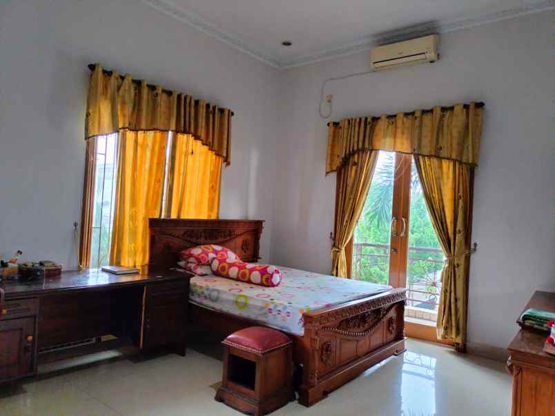 dijual rumah hunian di villa mutiara cibubur