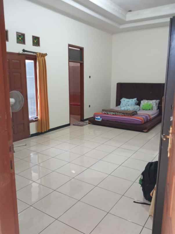 dijual rumah hunian eklusive perumahan