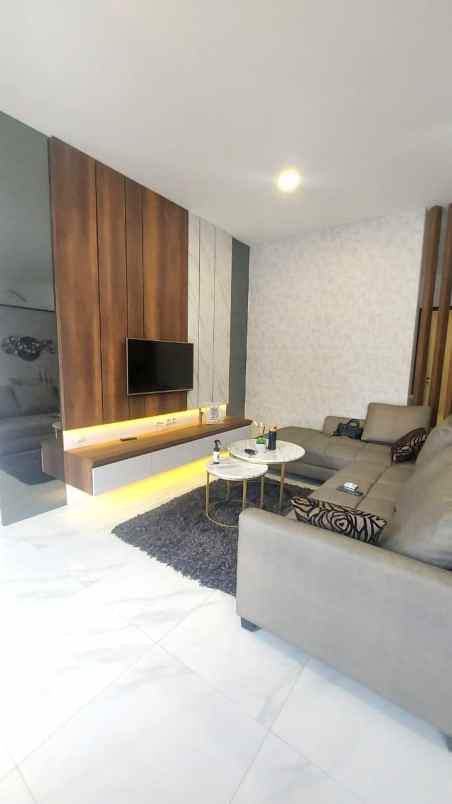 dijual rumah imperial gading sukapura