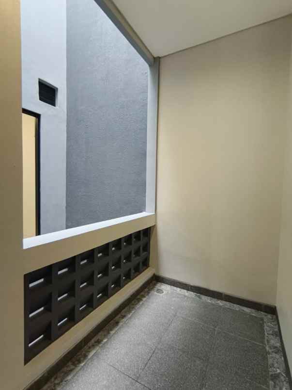 dijual rumah imperial gading sukapura
