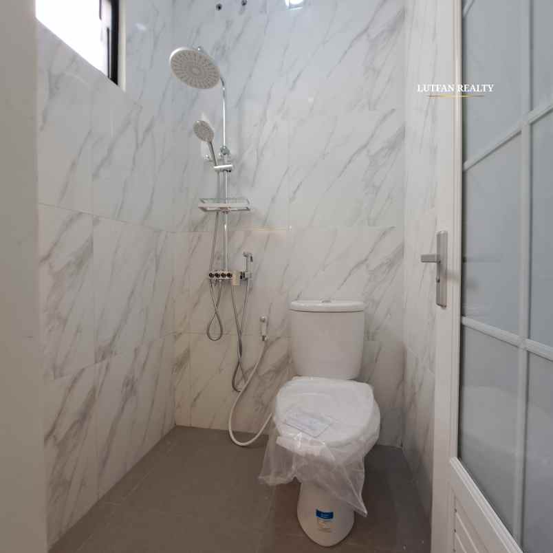 dijual rumah jagakarsa