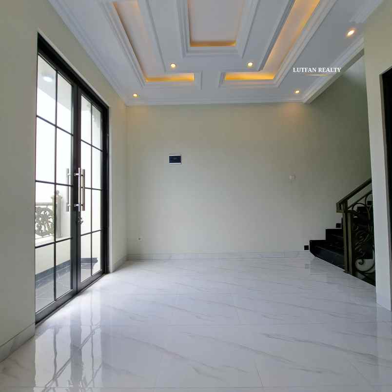 dijual rumah jagakarsa