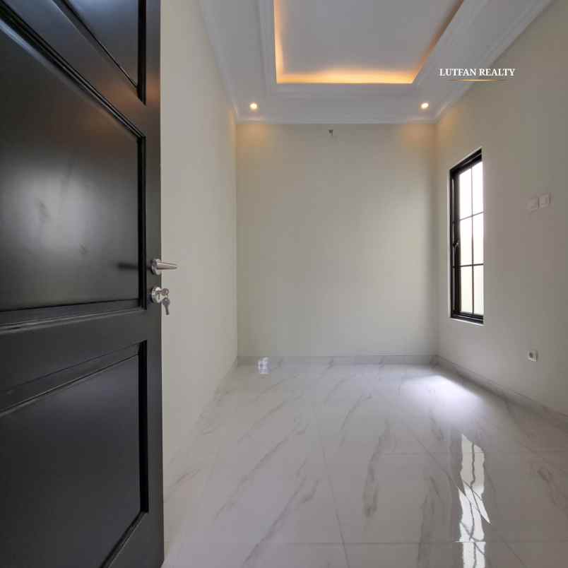 dijual rumah jagakarsa