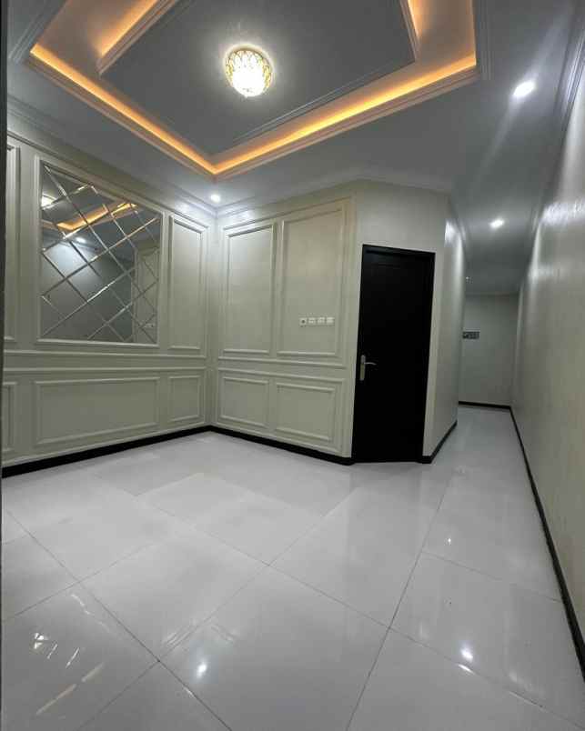 dijual rumah jagakarsa