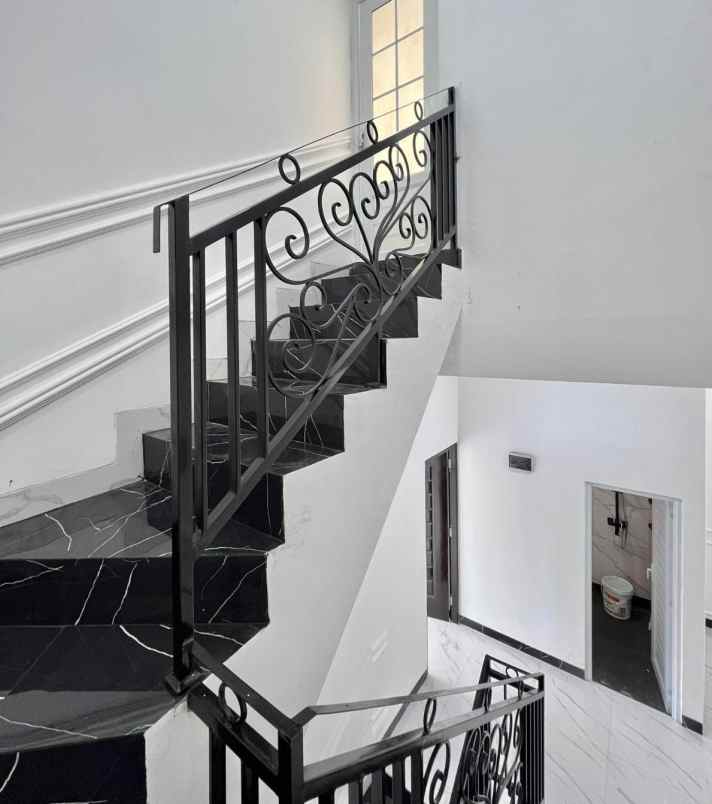 dijual rumah jagakarsa jakarta selatan