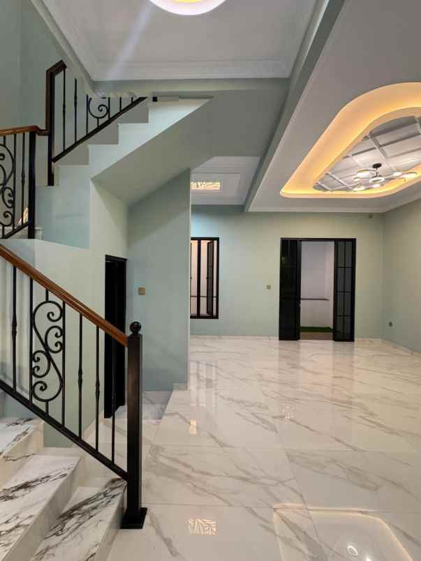 dijual rumah jagakarsa jakarta selatan