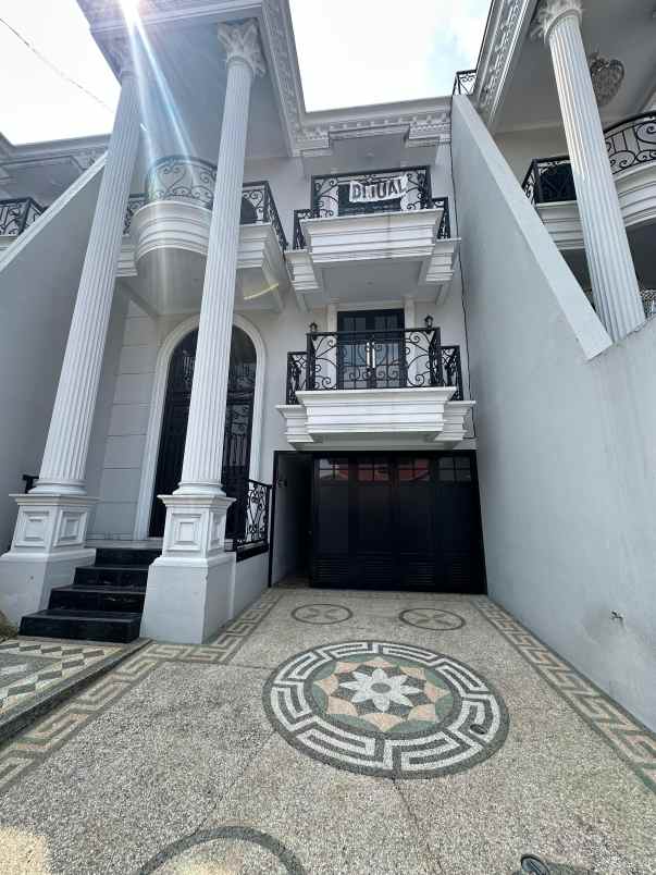 dijual rumah jagakarsa jakarta selatan