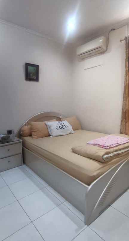 dijual rumah jalan cempaka putih tengah