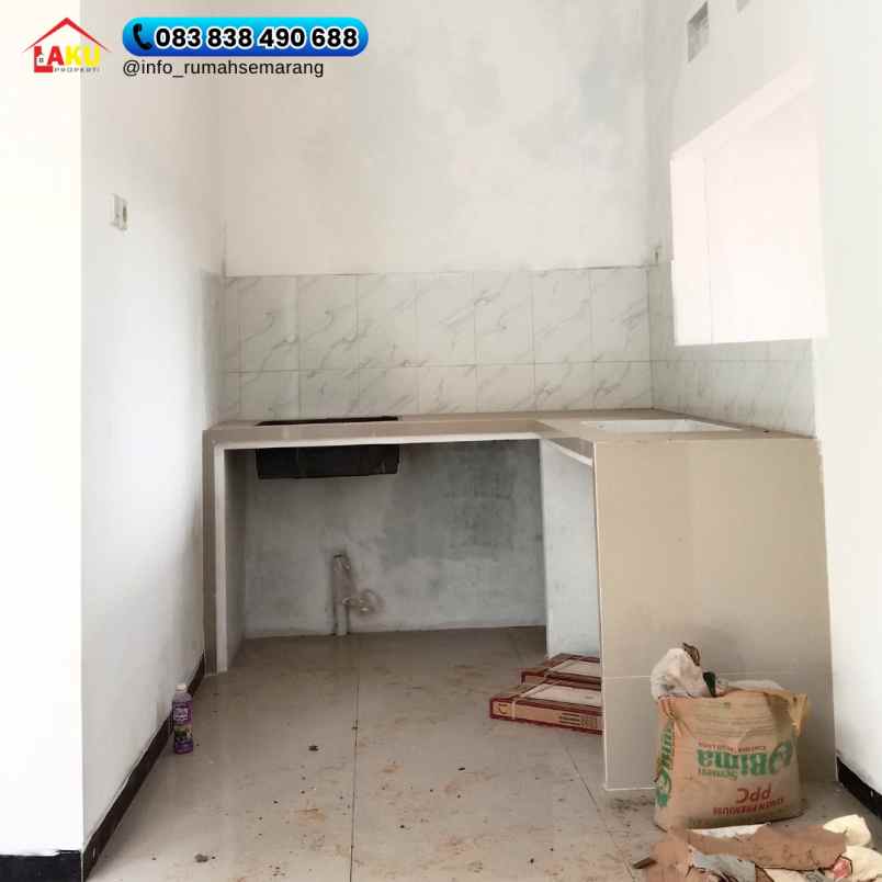 dijual rumah jalan halmahera semarang