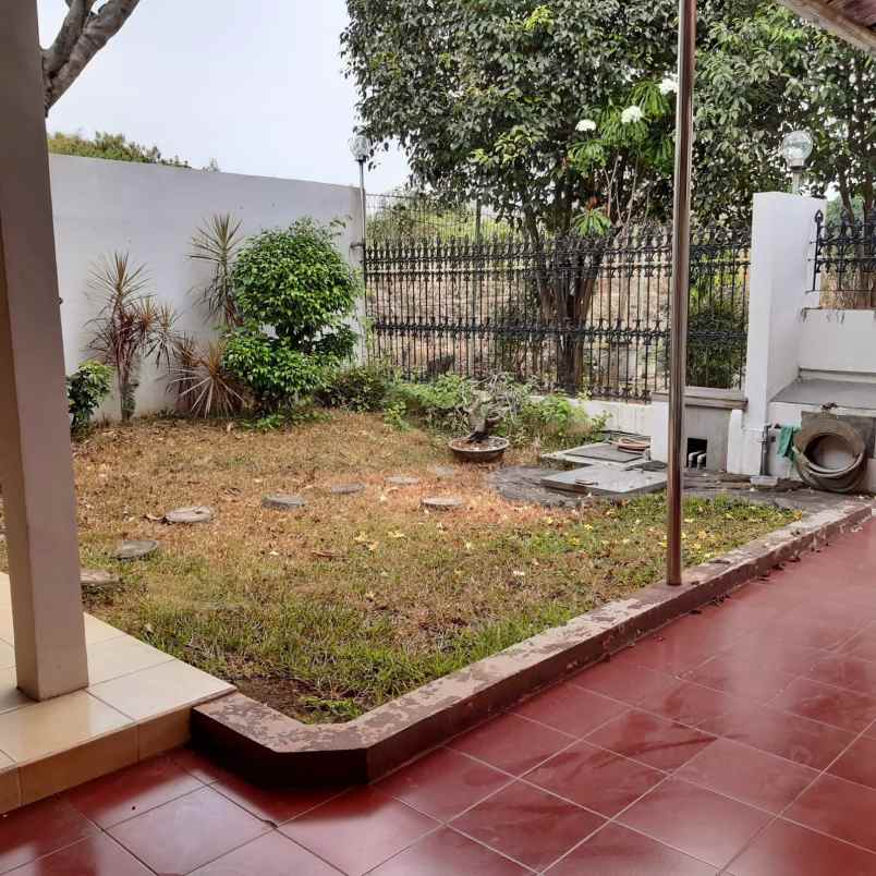 dijual rumah jalan jajar tunggal