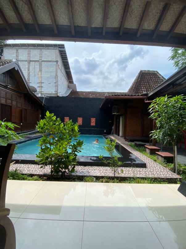 dijual rumah jalan kaliurang km 12 5