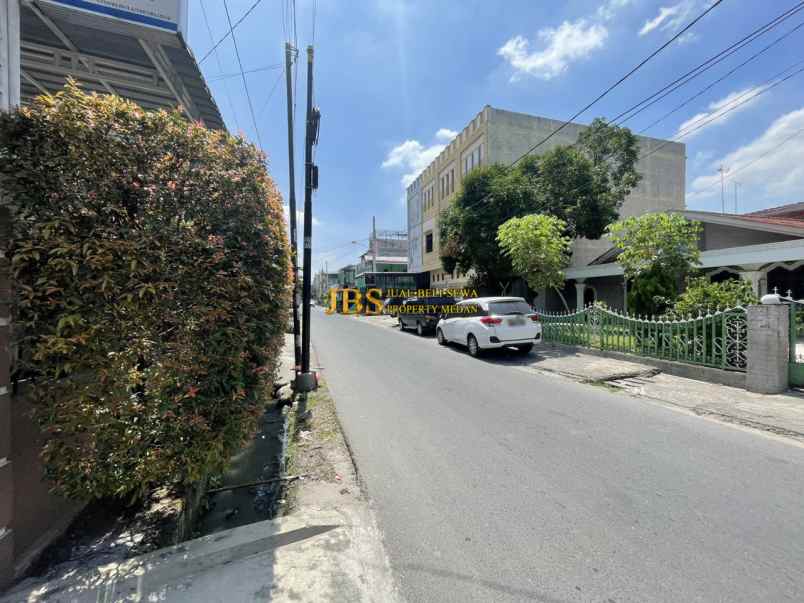 dijual rumah jalan pasundan 100 meter