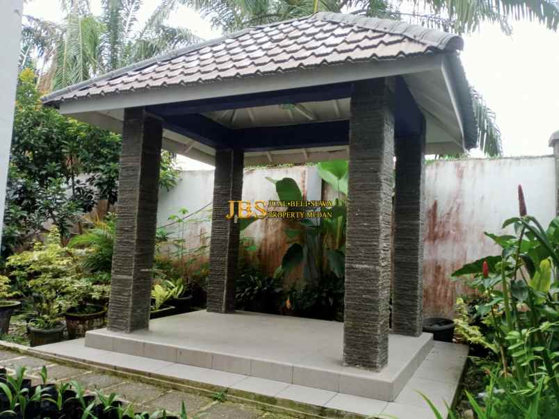 dijual rumah jalan penegak lingkungan 1