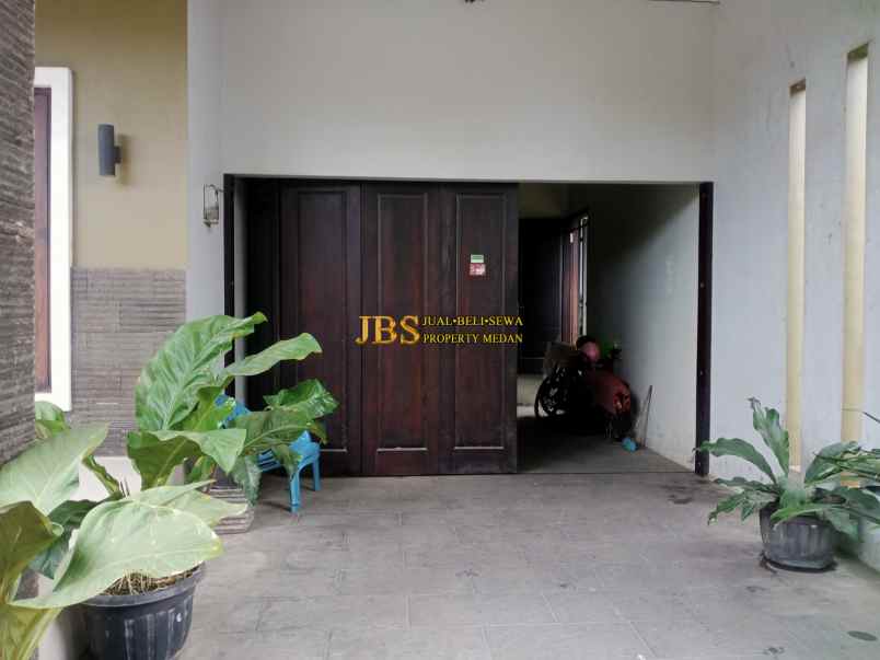 dijual rumah jalan penegak lingkungan 1