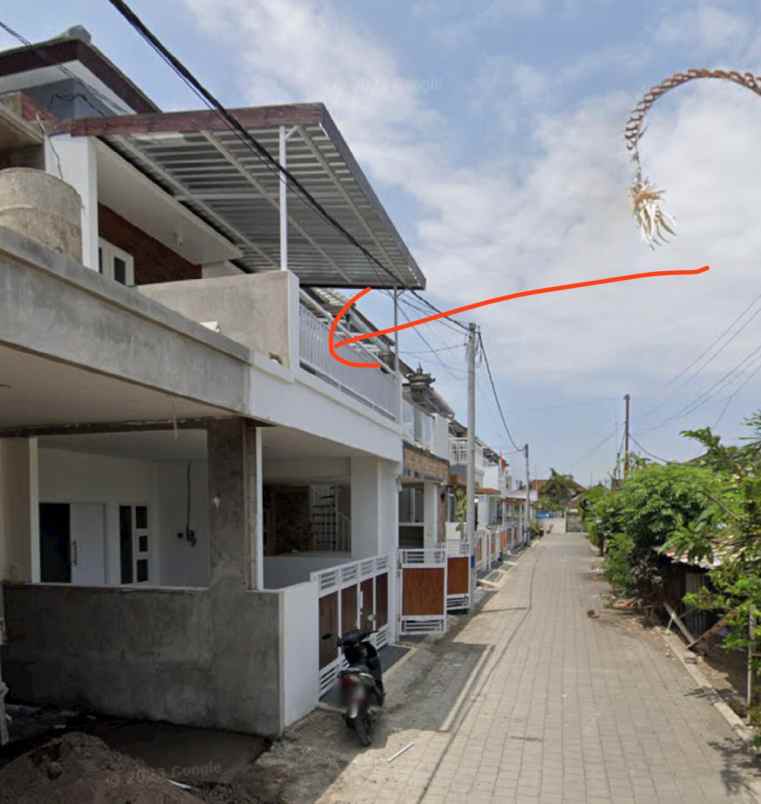 dijual rumah jalan raya sesetan