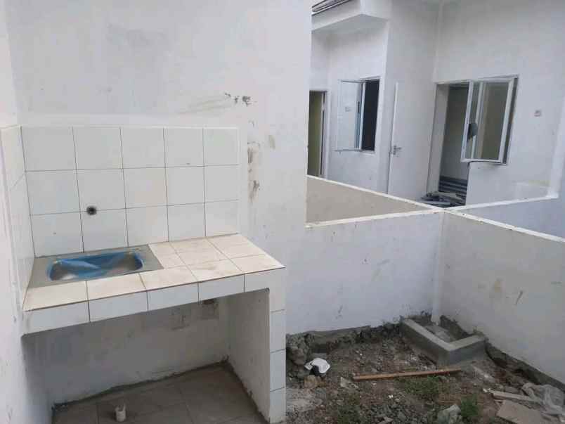 dijual rumah jayamulya kec serang baru