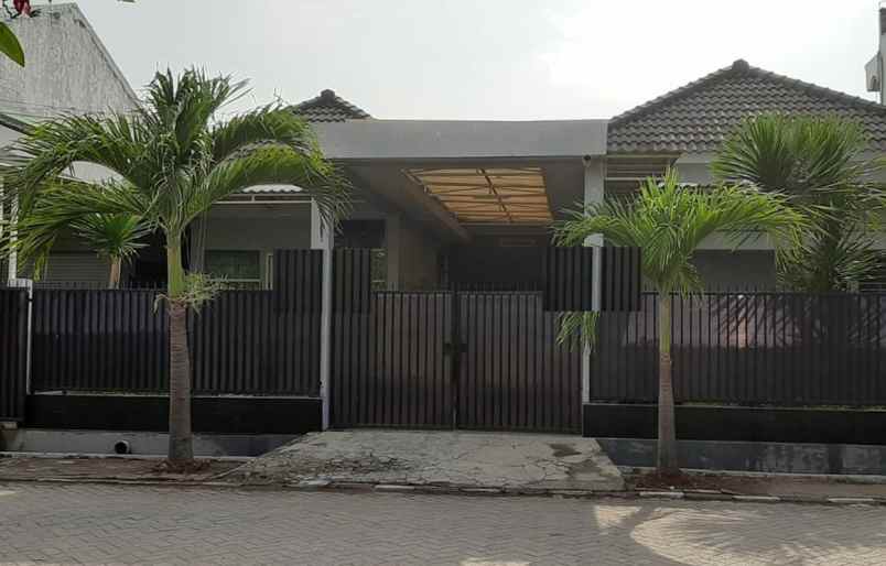 dijual rumah jl bhakti husada mojo kec