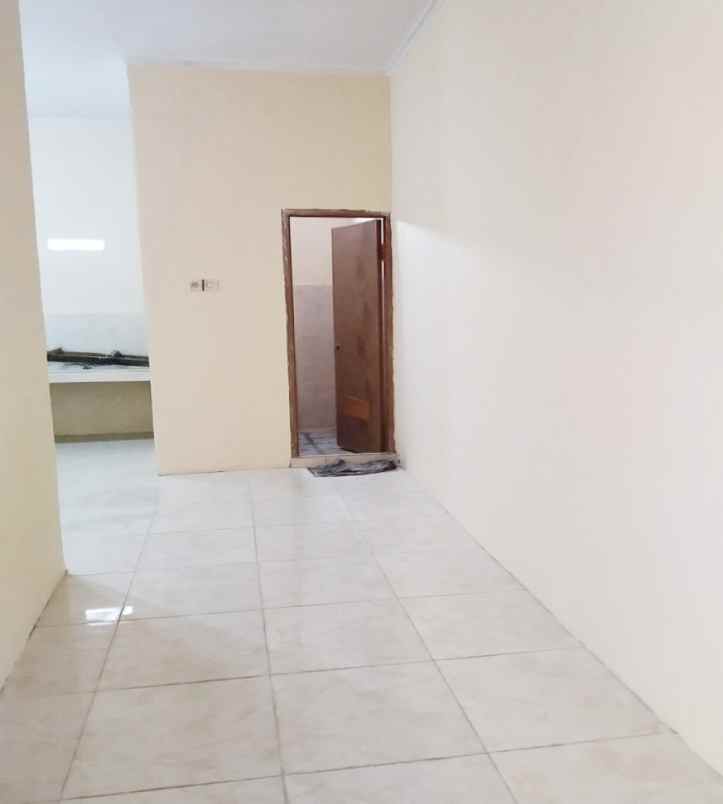 dijual rumah jl bintara 12 kel bintara