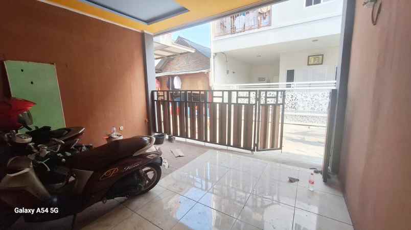 dijual rumah jl bintara 12 kel bintara