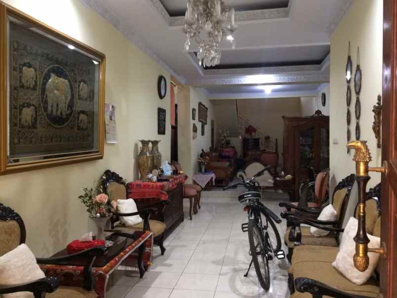 dijual rumah jl bongas jatimakmur