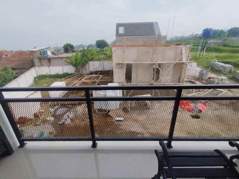 dijual rumah jl ciloa ngamprah bandung