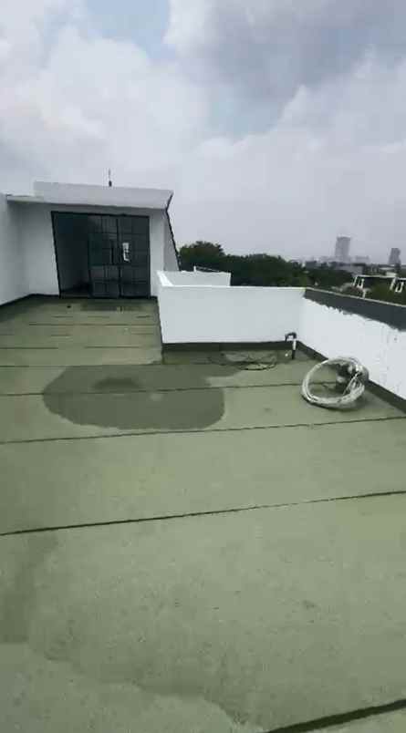 dijual rumah jl elang kelurahan