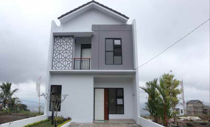 dijual rumah jl gedung bupati bandung barat