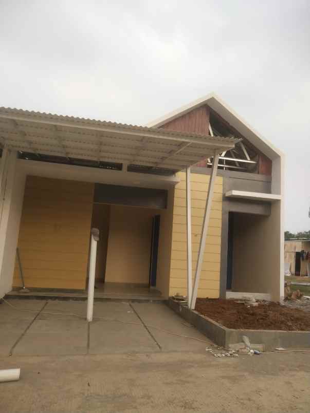 dijual rumah jl gondang