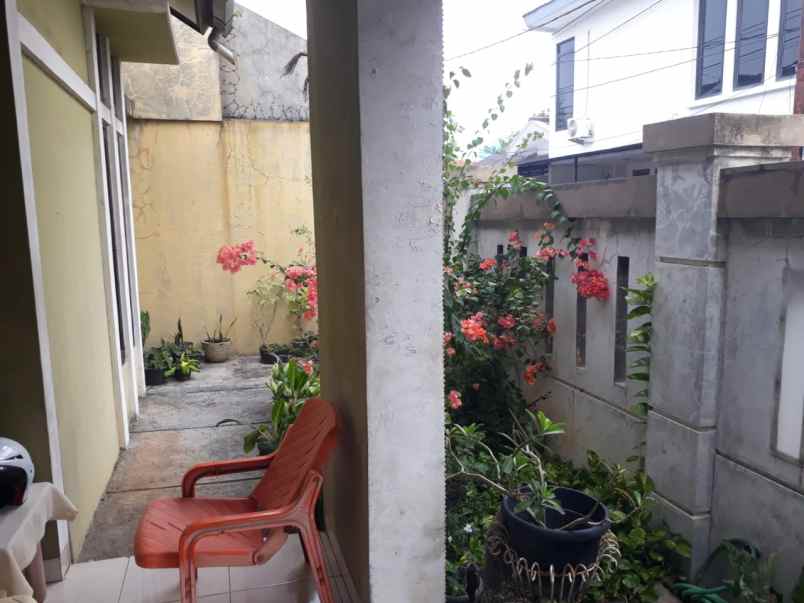 dijual rumah jl ikan rawamangun jakarta