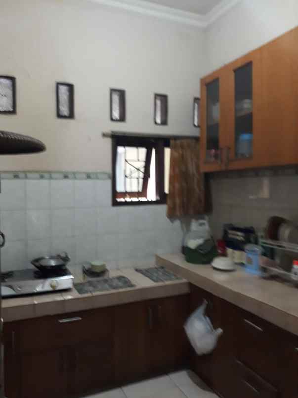 dijual rumah jl ikan rawamangun jakarta