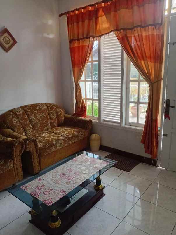 dijual rumah jl ipik gandamanah munjul