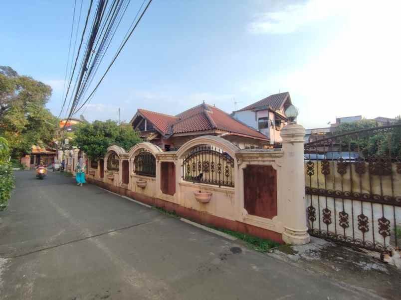 dijual rumah jl jatinegara kaum pulo