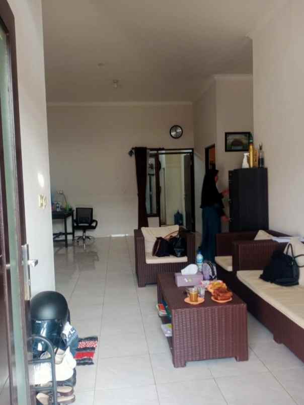 dijual rumah jl joyo agung malang kota