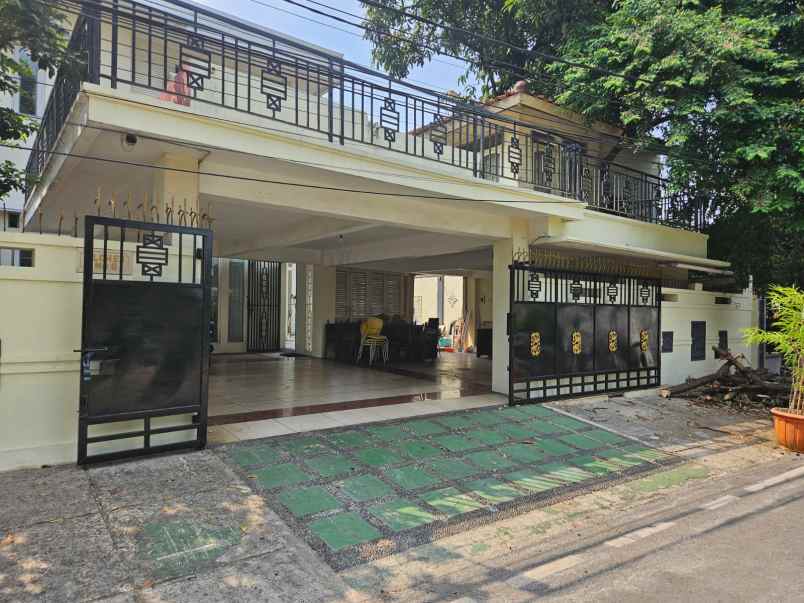 dijual rumah jl kav al duren sawit