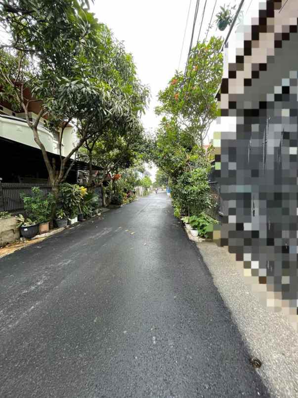 dijual rumah jl komp panyileukan