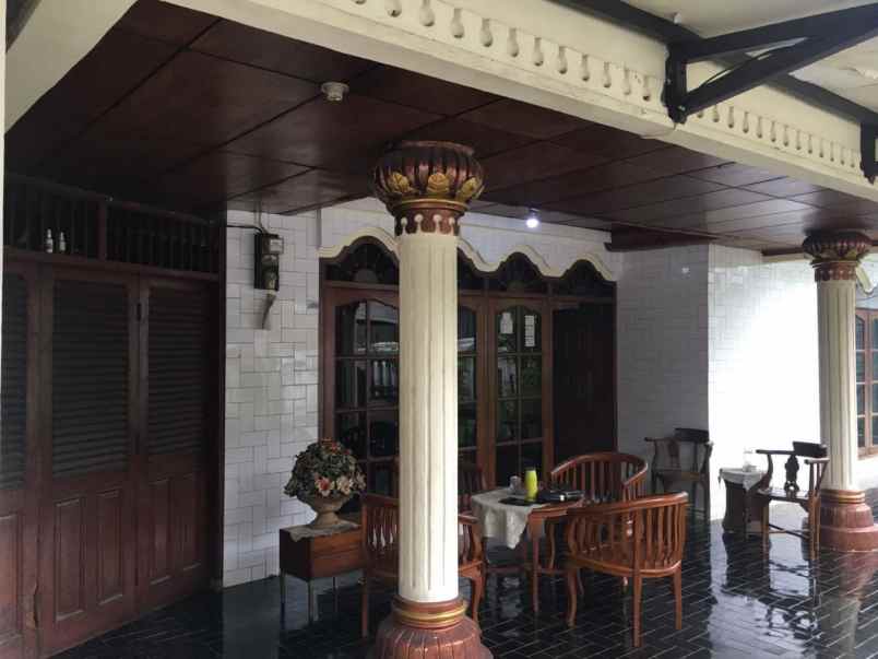 dijual rumah jl laut arafuru duren