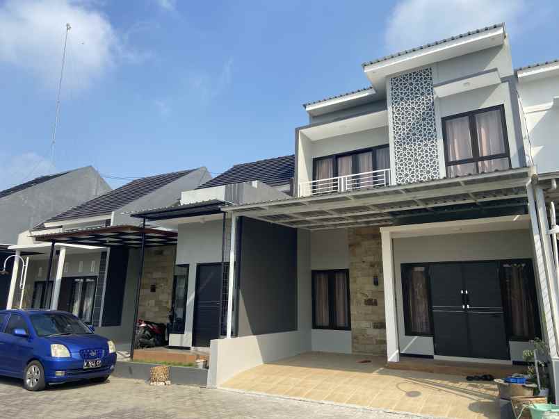 dijual rumah jl mangunkarso no 48 toyoresmi