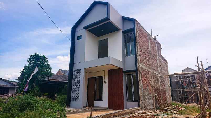 dijual rumah jl masjid buaran buaran