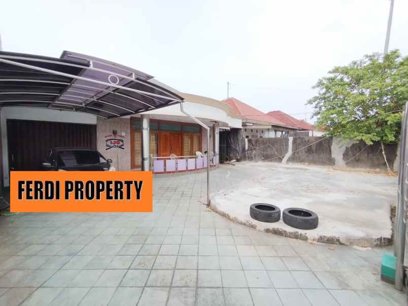 dijual rumah jl otista