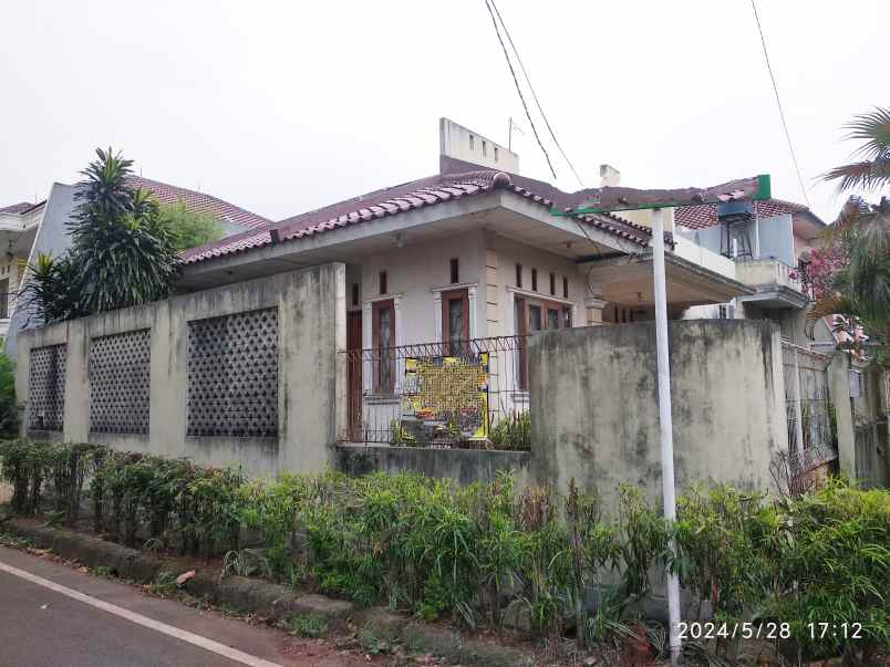 dijual rumah jl pondok kelapa duren