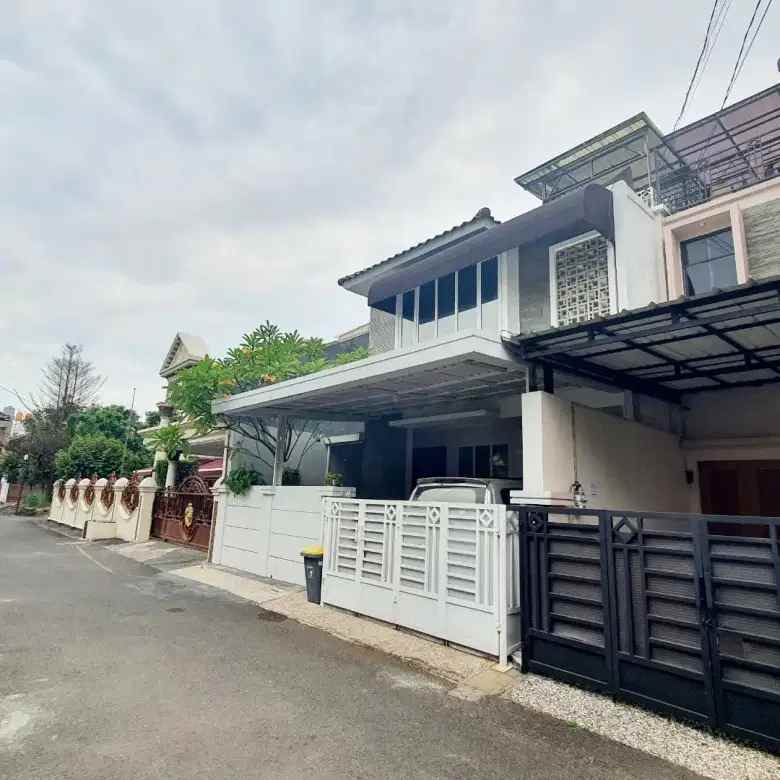 dijual rumah jl pondok kelapa duren