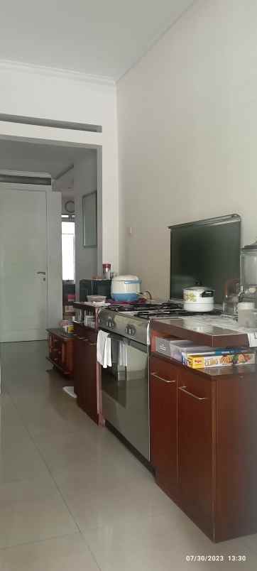 dijual rumah jl puter bintaro sektor 5