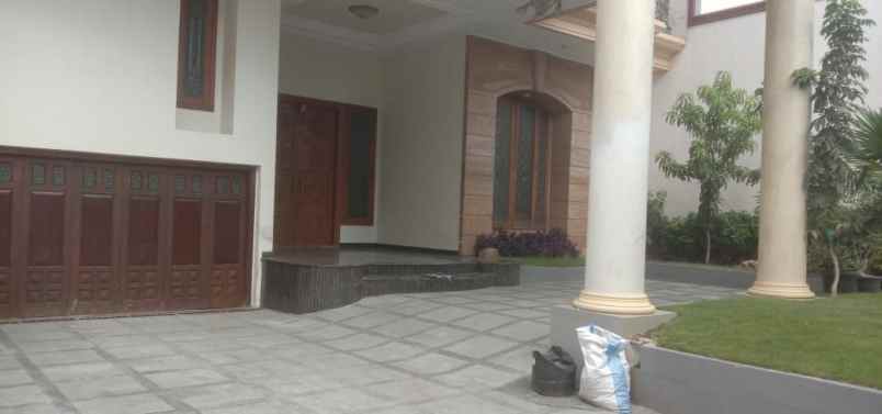 dijual rumah jl raya imam bonjol