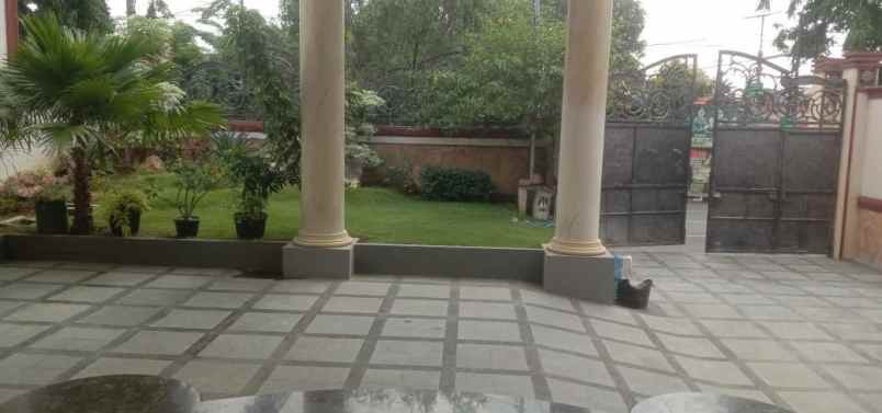 dijual rumah jl raya imam bonjol